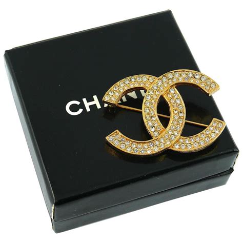 chanel brosche nieten|antique Chanel brooches.